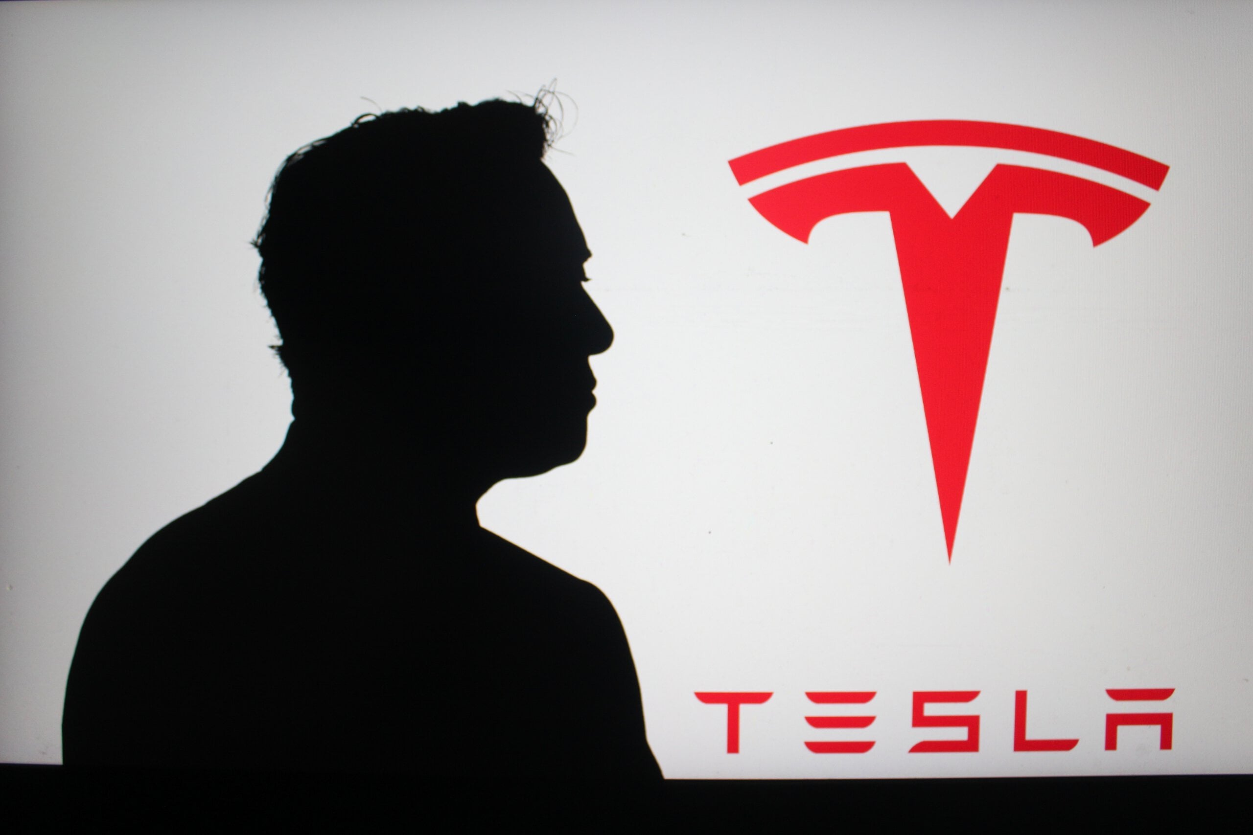 Tesla's Future Growth Driven by Megapacks, Robotaxis, and Optimus Robots