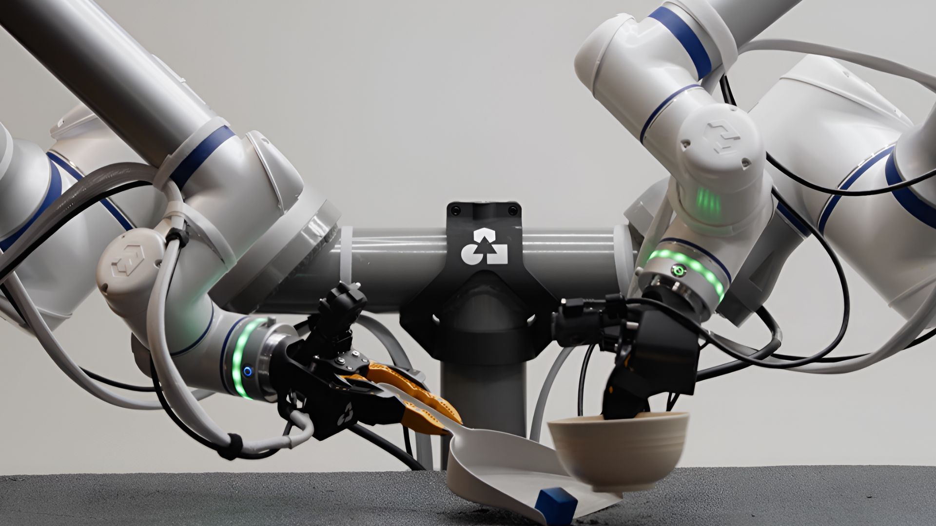 Generalist AI's GEN-1.5 Robot Learns Tasks from 3 to 12 Seconds of Demonstration