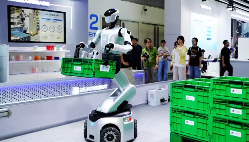 Challenges of Integrating Robots into Factories Despite Technological Progress