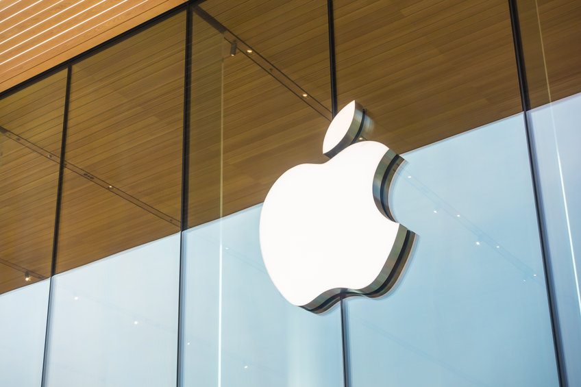 Apple Reduces Workforce by Over 200 in Siri and Vision Pro Divisions