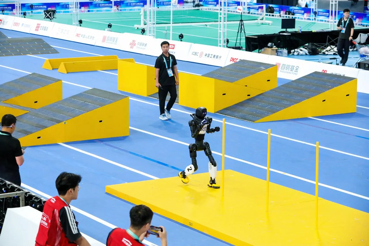 AGIBOT Dominates Medal Table at 2nd World Humanoid Robot Games in Beijing