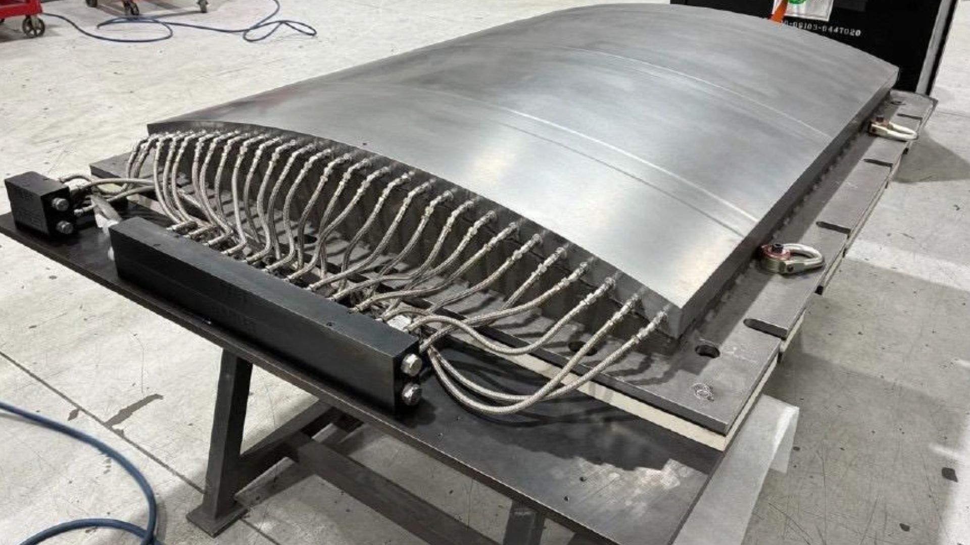 Oak Ridge National Laboratory and Boeing 3D-Print Two-Ton Steel Mold for Aircraft Doors