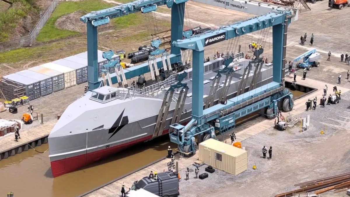 Navy Announces Order for 30 Medium Unmanned Surface Vessels from Three Companies