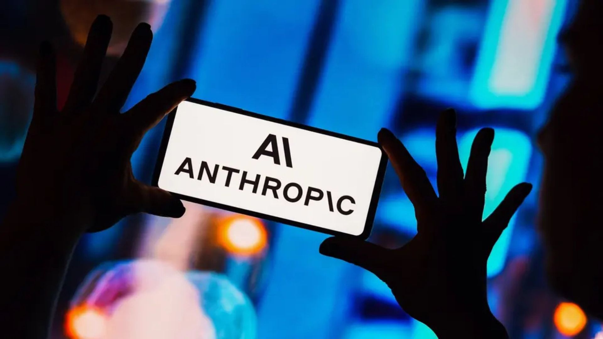 Former Anthropic Researcher Warns of AI Race Threatening Humanity's Future