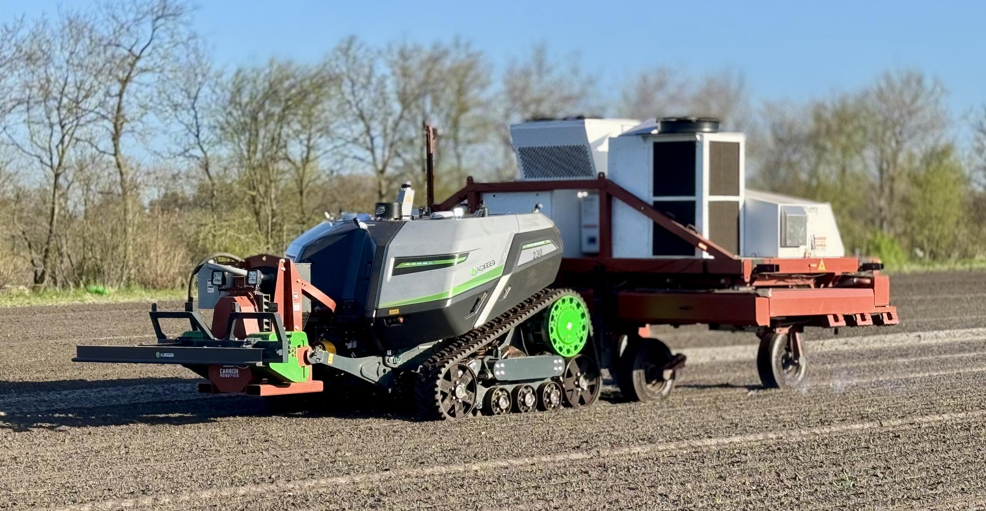 AgXeed T2 7-SERIES and Carbon Robotics LaserWeeder Showcase Effective Autonomy