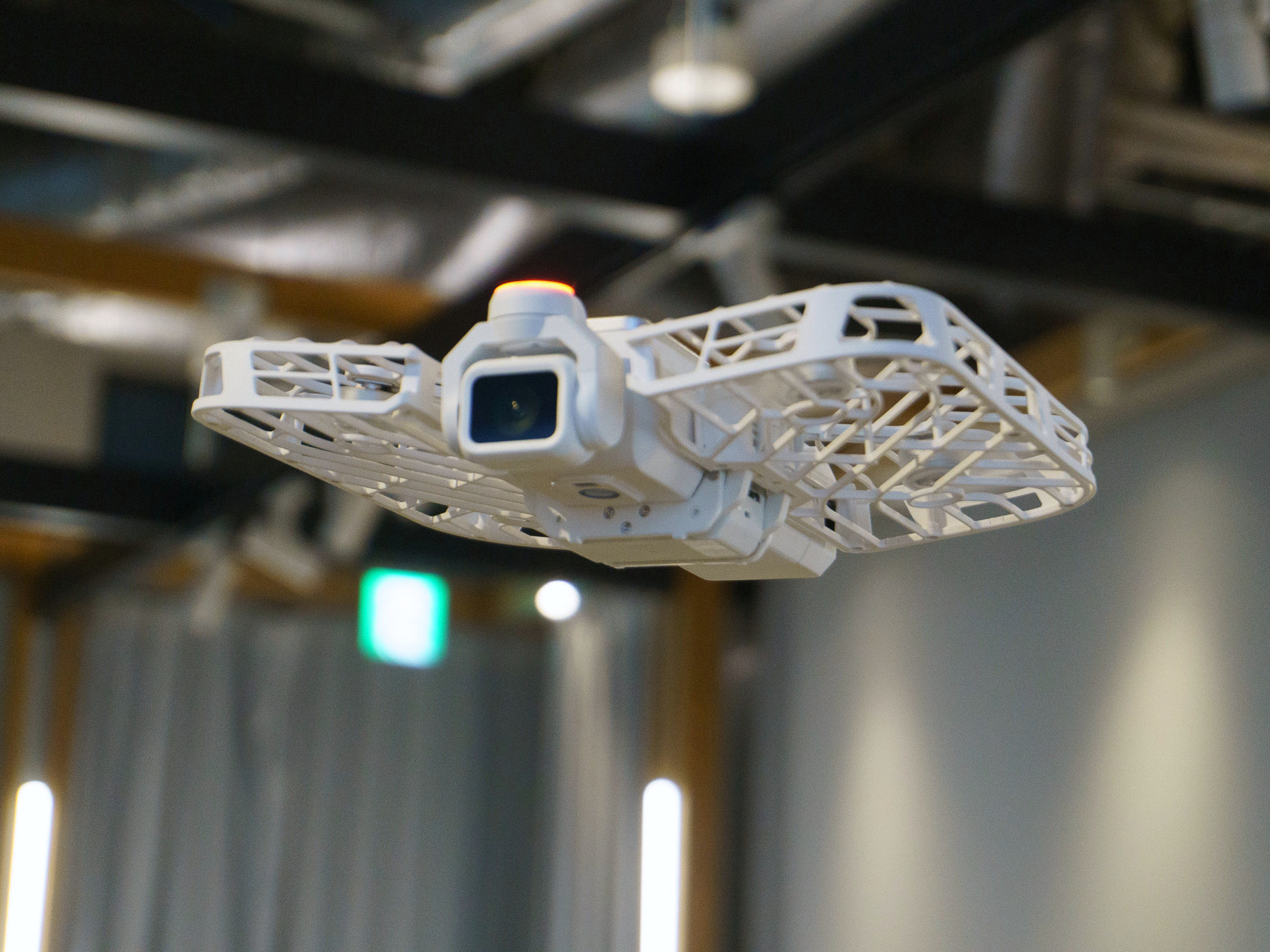 HOVERAir VERSA Launches in Japan with Unique Flying Camera Features