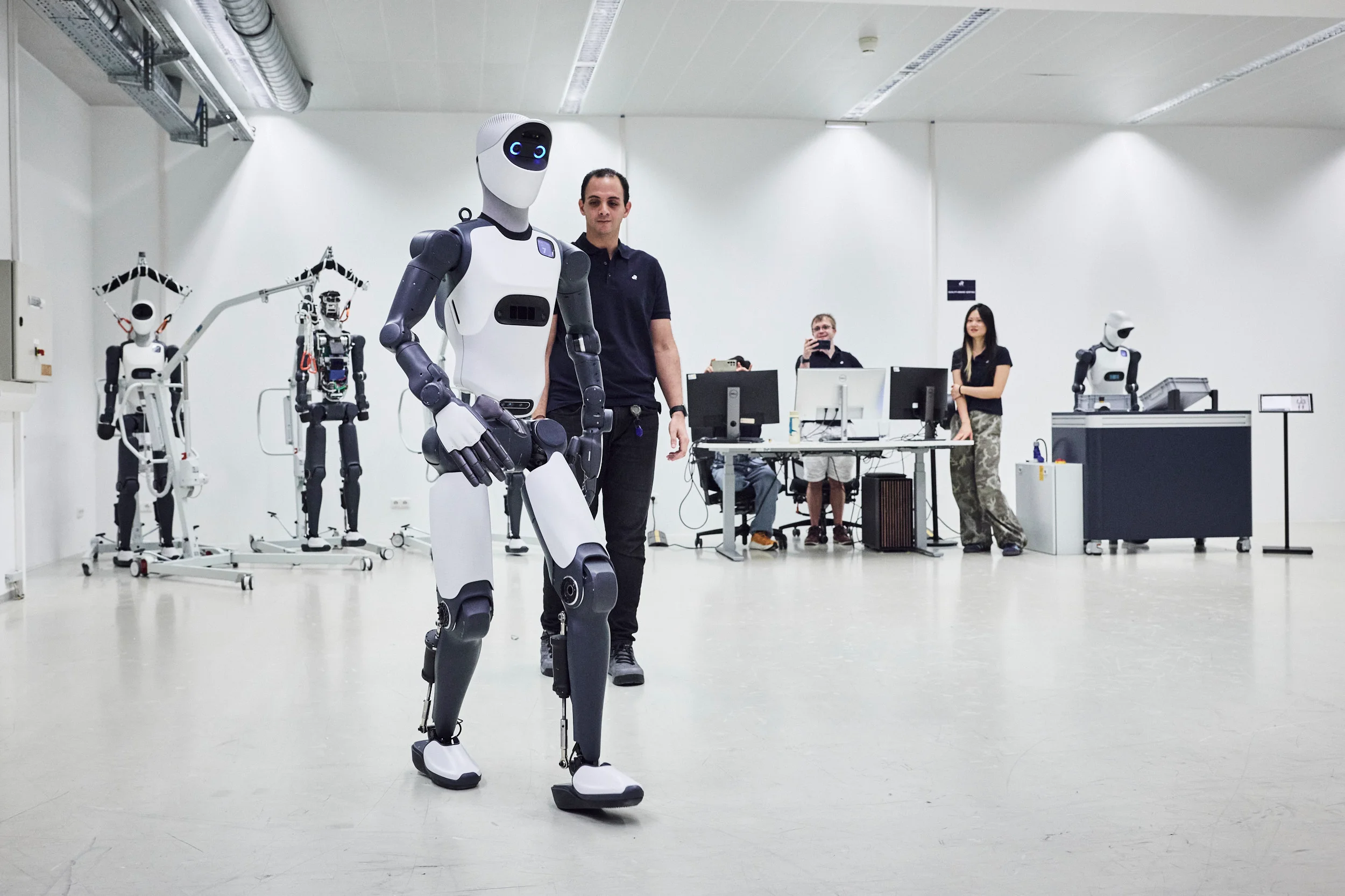 Agile Robots CEO Zhaopeng Chen Predicts Physical AI Market Will Exceed Automotive Sector by Tenfold