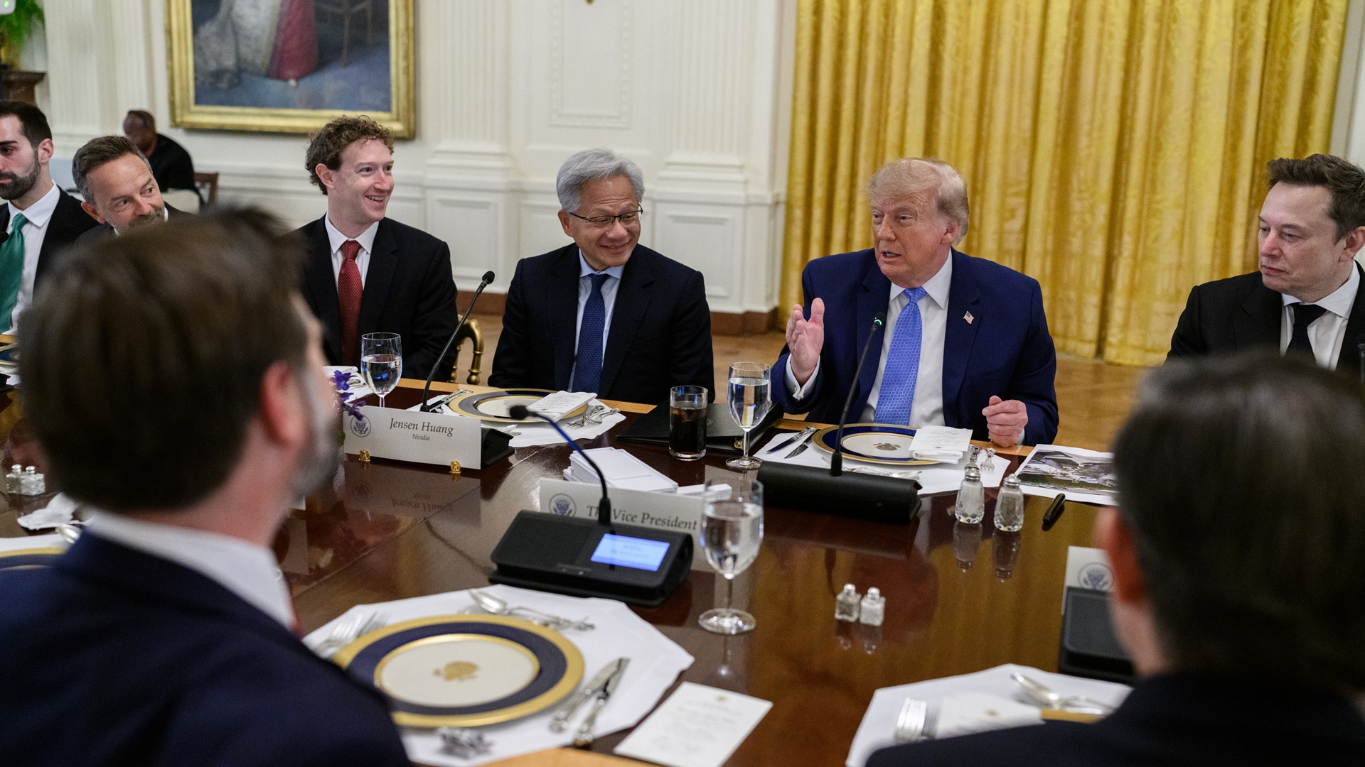 Trump and Tech Executives Sign Voluntary Accord for AI Safety Controls