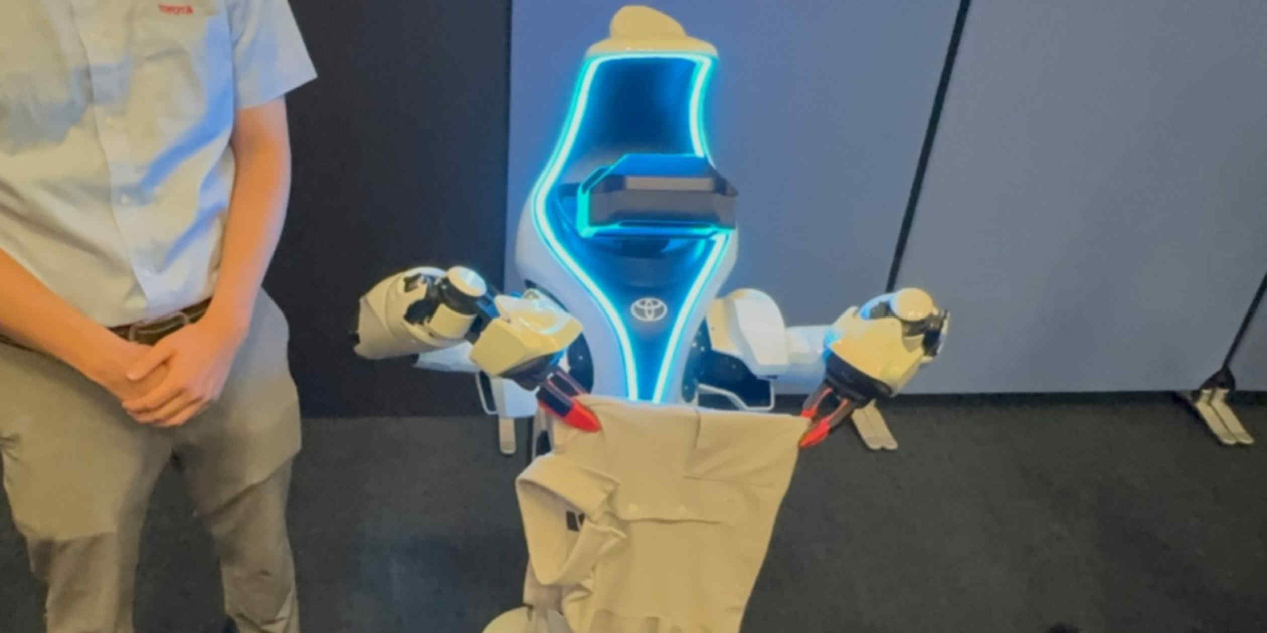 Toyota Plans to Deploy 400,000 Robots to Enhance Factory Operations
