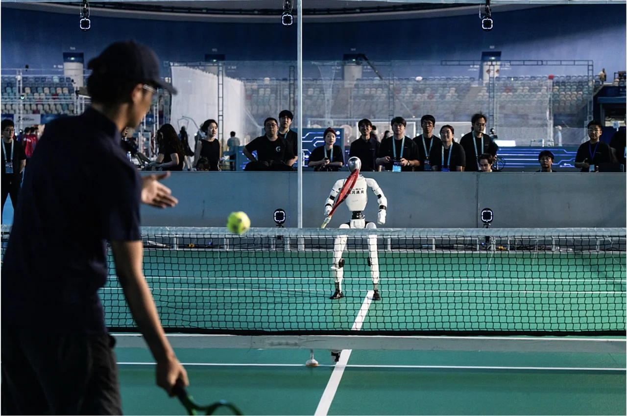 Galbot's Humanoids Achieve Milestone with 100+ Rallies in Live Tennis Match