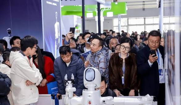Zhejiang Transforms Humanoid Robots from Showpieces to Production Workers