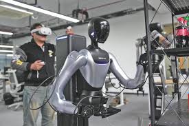 New Profession Emerges as Embodied Intelligent Robot Application Technicians Begin Work