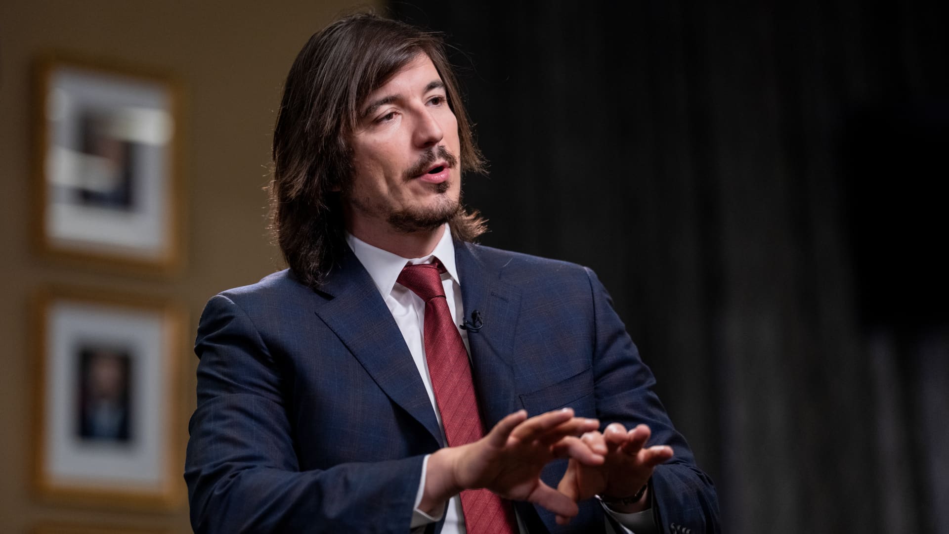 Robinhood CEO Defends Tokenized Stocks Amid AMC's Criticism of Financial Practices