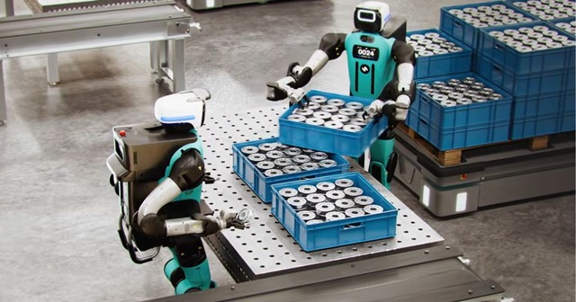 Agility Robotics Unveils New Humanoid Robot 'Digit 5' for Close Human Collaboration