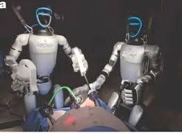 Humanoid Robot Successfully Performs Gallbladder Surgery on Live Pigs, According to Nature Study