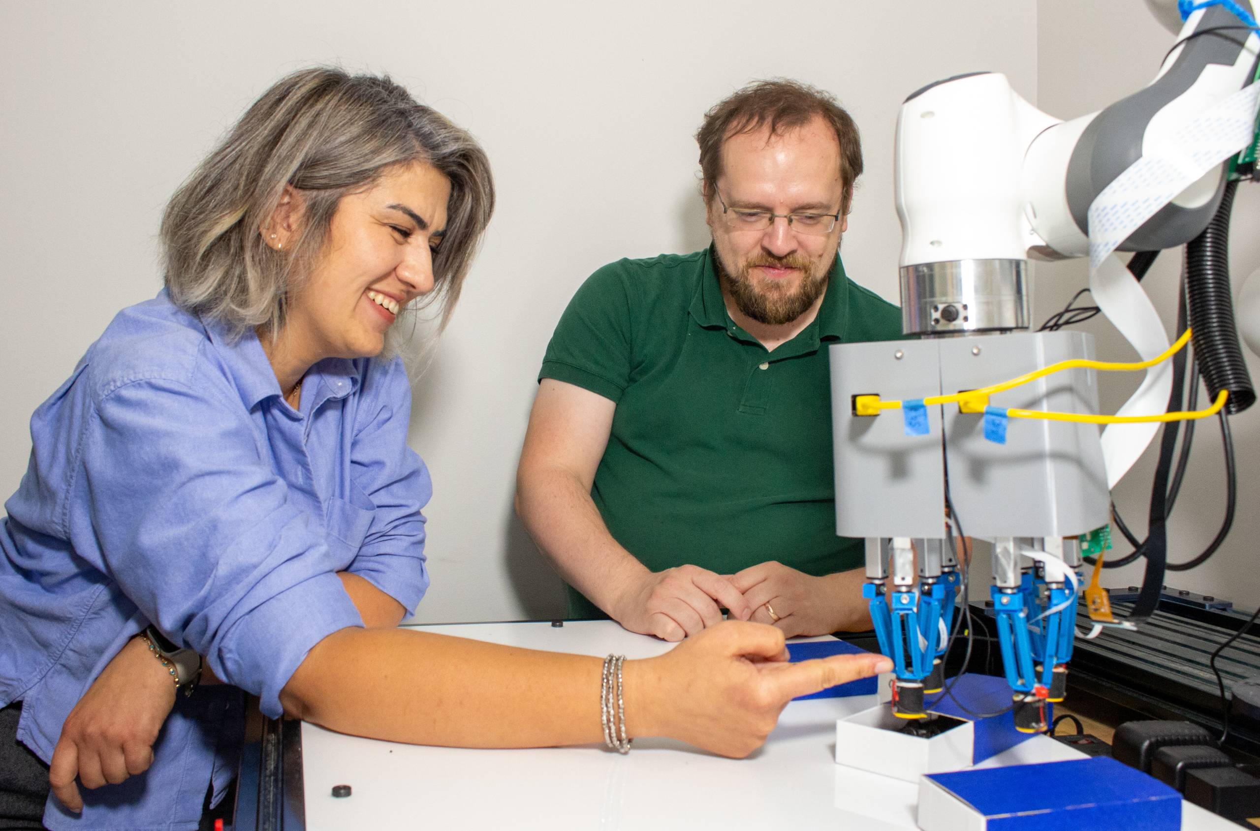 Carnegie Mellon Researchers Develop Innovative Robotic Fingertips for Delicate Manipulation