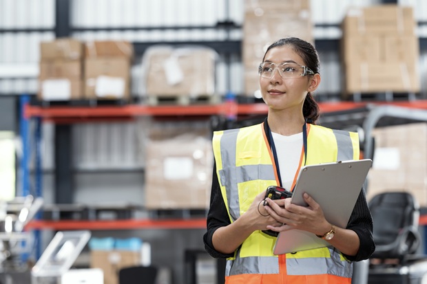 AI Adoption in Warehousing: Challenges and Opportunities for UK Operators