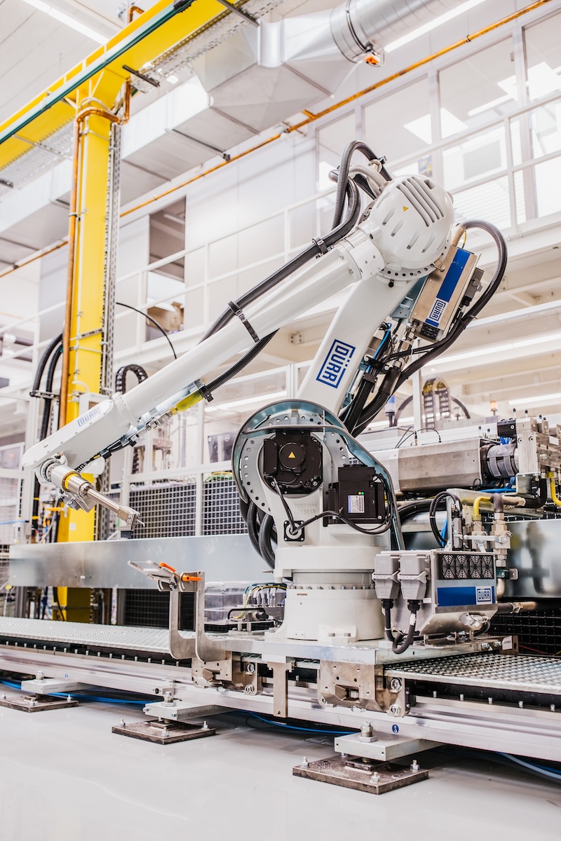 Dürr Introduces Four New EcoRS Generation 2 Robots for Automotive Paint Shops