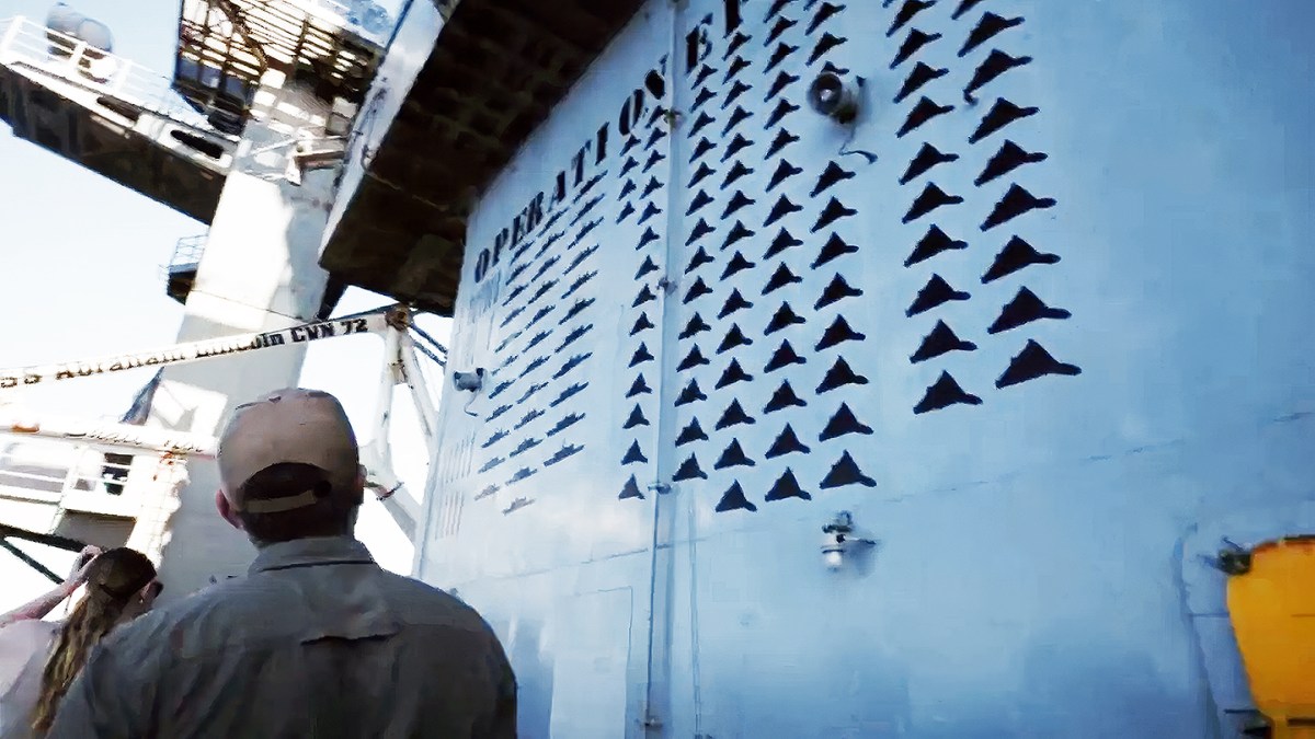 USS Abraham Lincoln Returns Home After Successful Six-Month Deployment with Notable Kill Marks