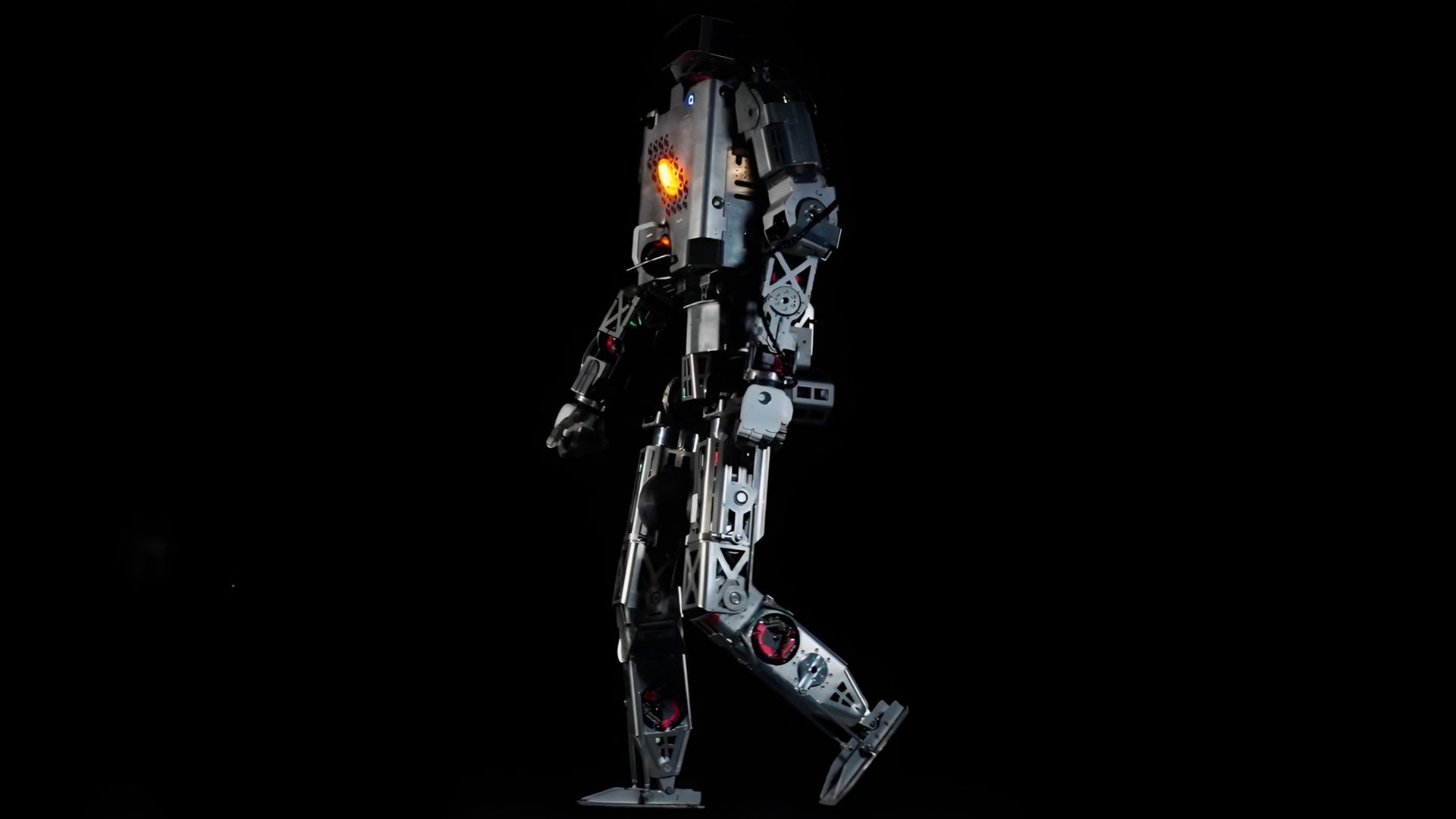 Minerva Humanoids Unveils Roger, a Humanoid Robot for Hazardous Operations