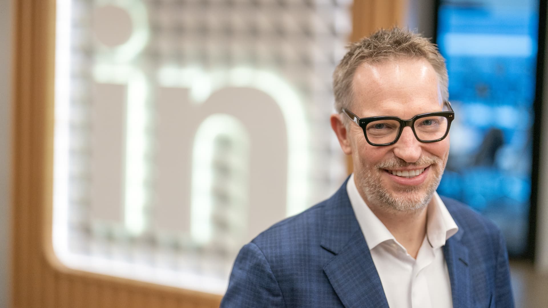 Ryan Roslansky to Depart Microsoft After Leading LinkedIn for Six Years